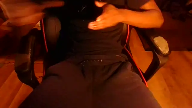 Snapshot of psychapleasure chatting on 02/10/26, 05:39 psychapleasure online show from 02/10/26, 05:39