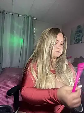 Snapshot of Melissa_Bianco chatting on 01/11/25, 04:59 Melissa Bianco online show from 01/11/25, 04:59