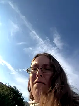 Dakota 02 online show from 09/20/25, 09:38