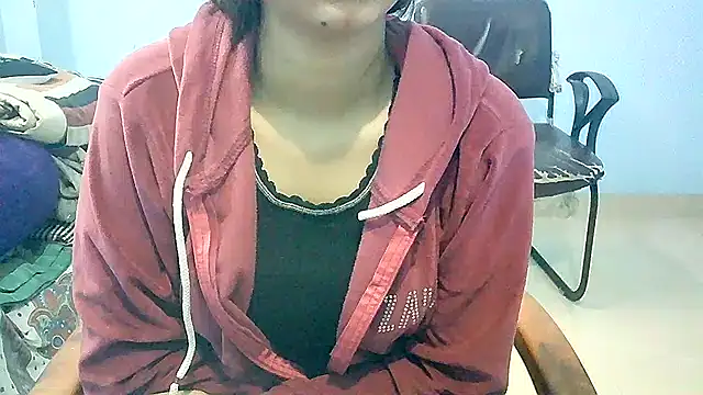 lovelydesi21 online show from 12/02/24, 08:41