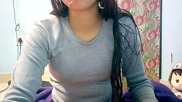 lovelydesi21 online show from 01/11/25, 03:20