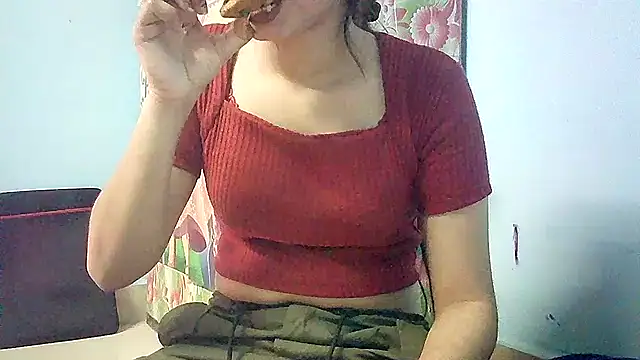 lovelydesi21 online show from 02/11/25, 04:56