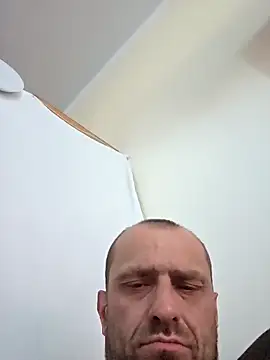 Snapshot of Roman0798 chatting on 09/20/25, 02:51 Roman0798 online show from 09/20/25, 02:51