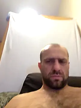 Snapshot of Roman0798 chatting on 09/27/25, 12:04 Roman0798 online show from 09/27/25, 12:04