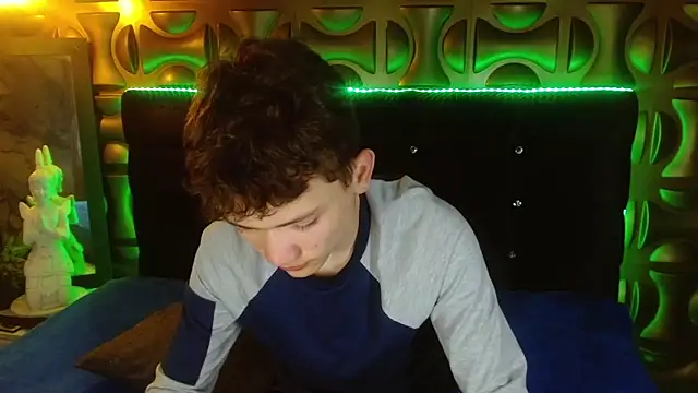 Snapshot of cruz_dante chatting on 04/05/26, 07:11 cruz dante online show from 04/05/26, 07:11