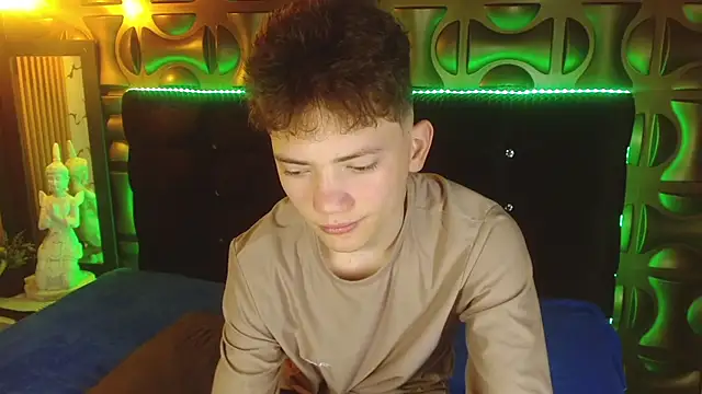 Snapshot of cruz_dante chatting on 04/09/26, 07:08 cruz dante online show from 04/09/26, 07:08