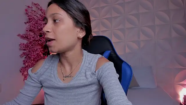 cora 22 online show from 03/27/26, 01:00