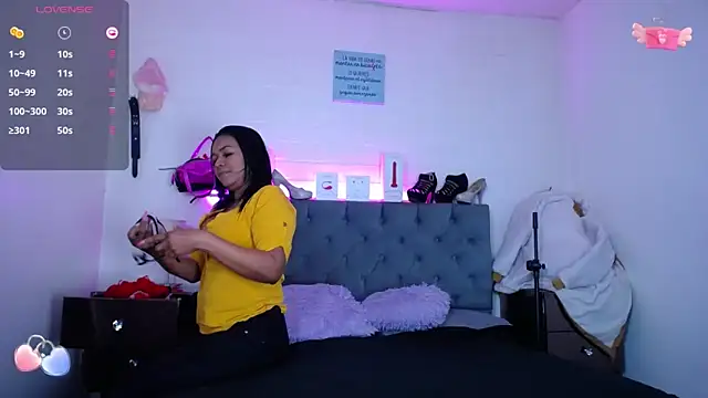 louise nails online show from 03/20/25, 06:31