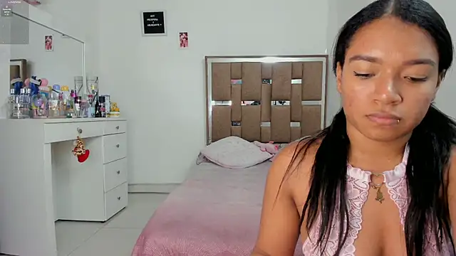 kendall-ewers online show from 10/03/25, 01:13