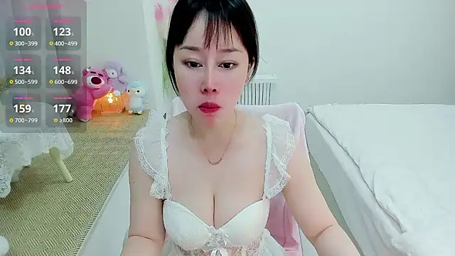Vivian-6 online show from 05/09/26, 12:38