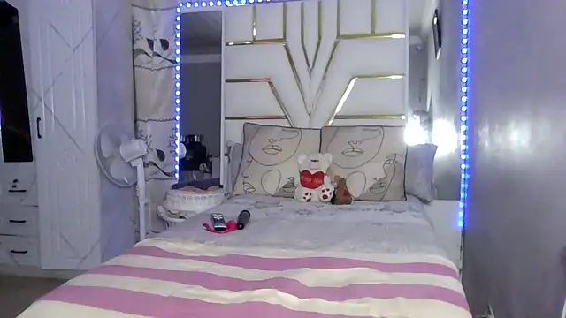 SexyyNana online show from 09/25/25, 10:35