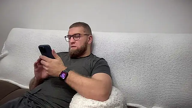 Snapshot of Bear_bear_ chatting on 12/21/24, 09:58 Bear bear online show from 12/21/24, 09:58