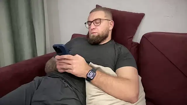 Snapshot of Bear_bear_ chatting on 02/02/25, 06:53 Bear bear online show from 02/02/25, 06:53