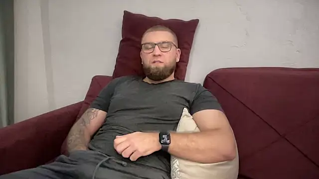 Snapshot of Bear_bear_ chatting on 02/05/25, 02:59 Bear bear online show from 02/05/25, 02:59