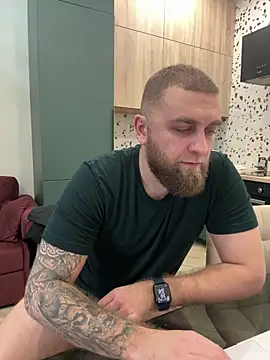 Snapshot of Bear_bear_ chatting on 02/21/25, 01:55 Bear bear online show from 02/21/25, 01:55