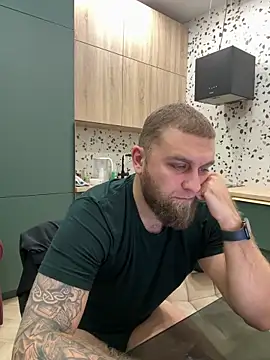 Snapshot of Bear_bear_ chatting on 03/03/25, 04:35 Bear bear online show from 03/03/25, 04:35