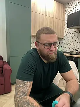 Snapshot of Bear_bear_ chatting on 03/03/25, 07:39 Bear bear online show from 03/03/25, 07:39