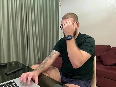 Snapshot of Bear_bear_ chatting on 03/06/25, 02:19 Bear bear online show from 03/06/25, 02:19