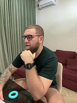 Snapshot of Bear_bear_ chatting on 03/12/25, 04:19 Bear bear online show from 03/12/25, 04:19