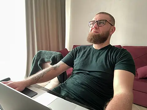 Snapshot of Bear_bear_ chatting on 03/20/25, 09:04 Bear bear online show from 03/20/25, 09:04