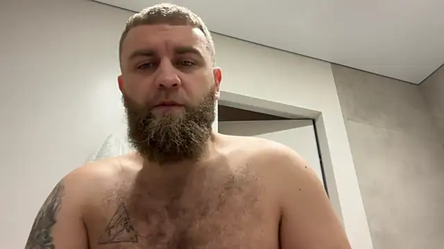 Snapshot of Bear_bear_ chatting on 11/07/25, 09:09 Bear bear online show from 11/07/25, 09:09