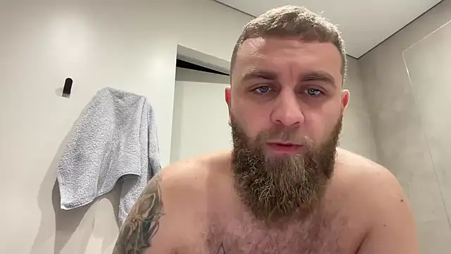 Snapshot of Bear_bear_ chatting on 11/08/25, 09:20 Bear bear online show from 11/08/25, 09:20