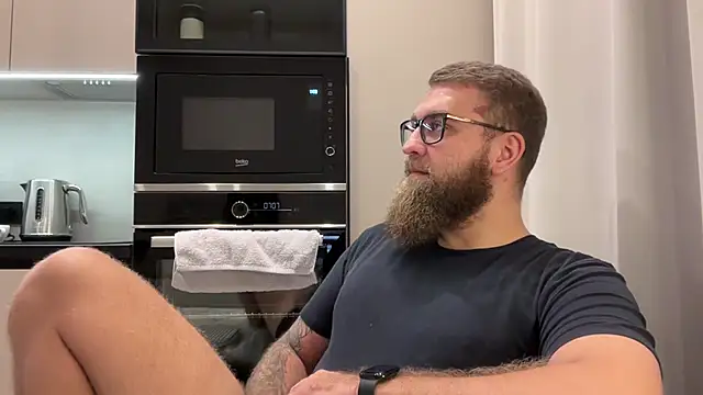 Snapshot of Bear_bear_ chatting on 11/29/25, 01:47 Bear bear online show from 11/29/25, 01:47