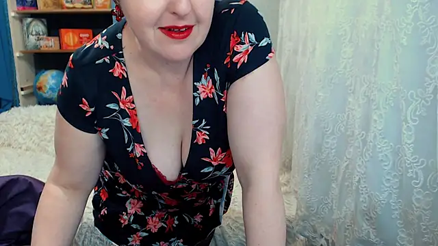 Snapshot of Rainbow_lady chatting on 01/01/25, 07:30 Rainbow lady online show from 01/01/25, 07:30