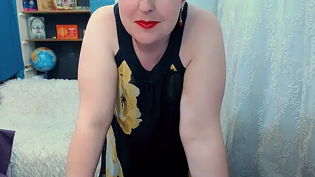 Snapshot of Rainbow_lady chatting on 01/17/25, 03:22 Rainbow lady online show from 01/17/25, 03:22