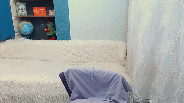 Snapshot of Rainbow_lady chatting on 01/18/25, 08:52 Rainbow lady online show from 01/18/25, 08:52