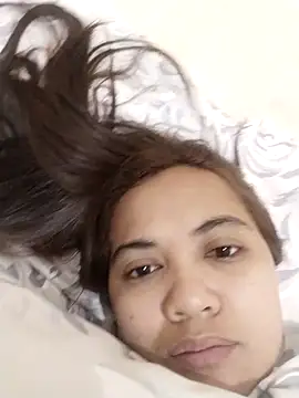 xTheLastVIRGINx online show from 04/19/26, 07:38