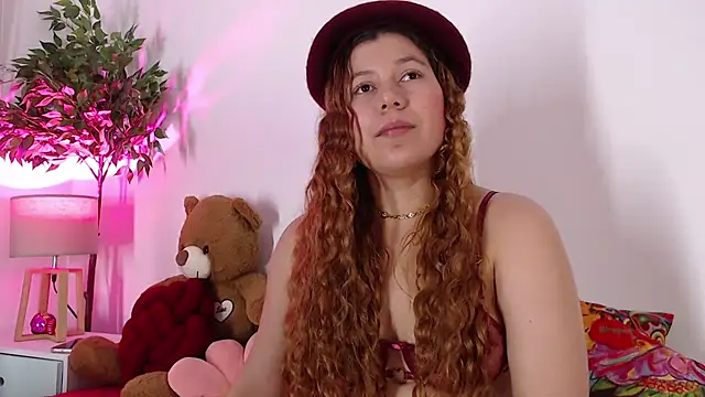 Coffee Dreams online show from 02/05/25, 06:59