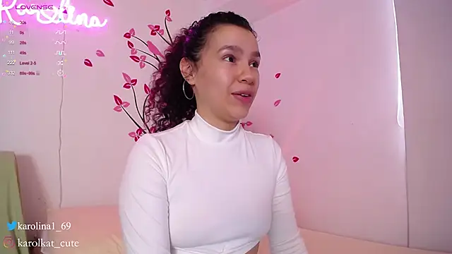 Karolina 1 online show from 03/01/25, 02:34