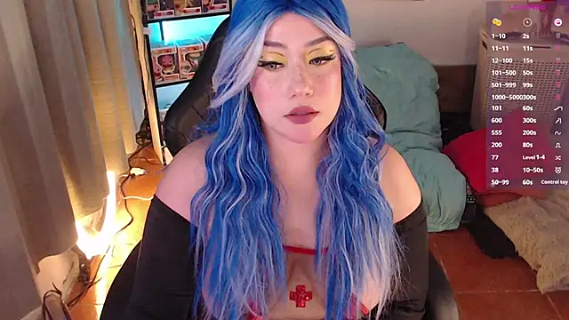 Emmy Ruiz online show from 03/04/26, 02:06