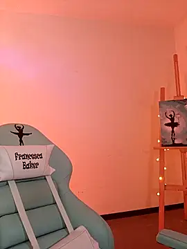 francesca baker1007 online show from 10/11/25, 11:47