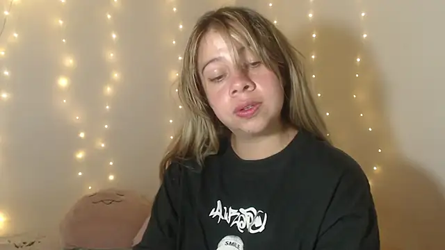 SweetSofty online show from 04/14/26, 10:16