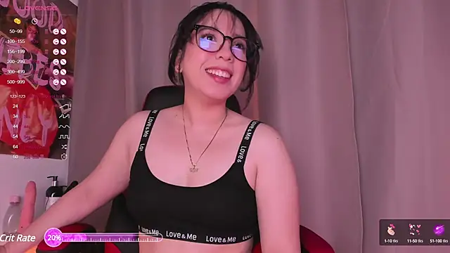 Apartment28 online show from 01/30/25, 01:44