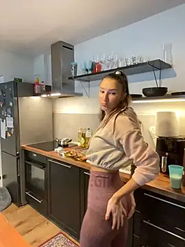 Snapshot of spottyyy chatting on 02/05/25, 09:46 spottyyy online show from 02/05/25, 09:46