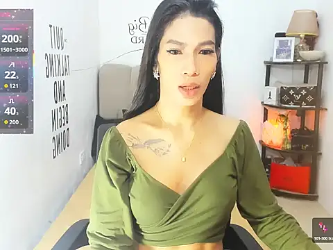 Trixie Mattel21 online show from 03/02/26, 12:46