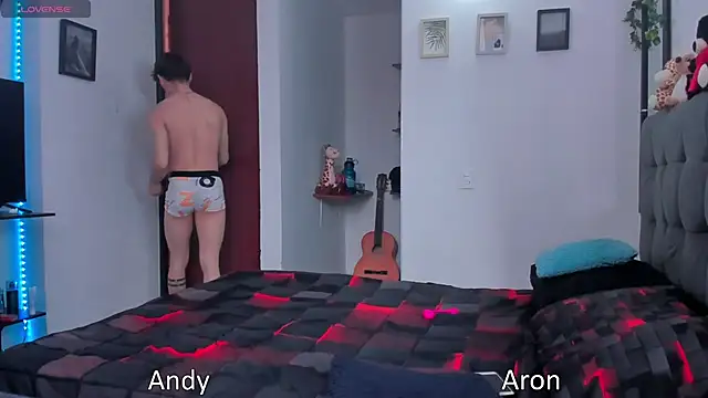 Snapshot of andybxby chatting on 10/12/25, 06:07 andybxby online show from 10/12/25, 06:07