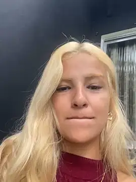 Snapshot of jujubinhahot chatting on 12/26/24, 11:10 jujubinhahot online show from 12/26/24, 11:10