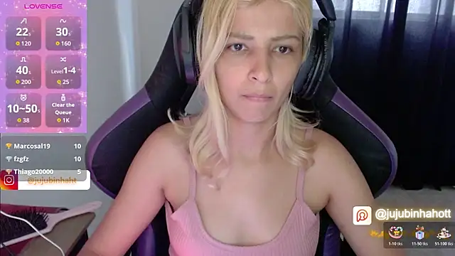 Snapshot of jujubinhahot chatting on 10/25/25, 05:30 jujubinhahot online show from 10/25/25, 05:30