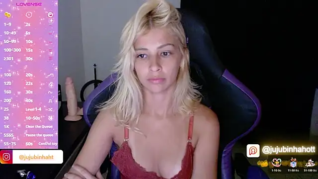 Snapshot of jujubinhahot chatting on 11/14/25, 12:53 jujubinhahot online show from 11/14/25, 12:53