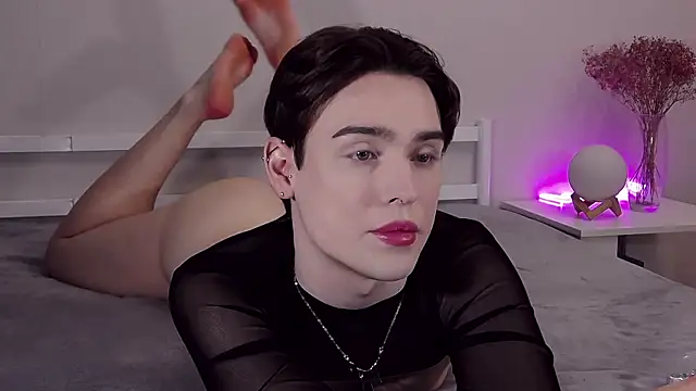 RobbyCharming online show from 05/23/26, 09:46