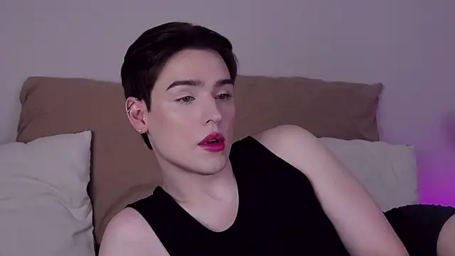 Snapshot of RobbyCharming chatting on 06/27/26, 07:46 RobbyCharming online show from 06/27/26, 07:46