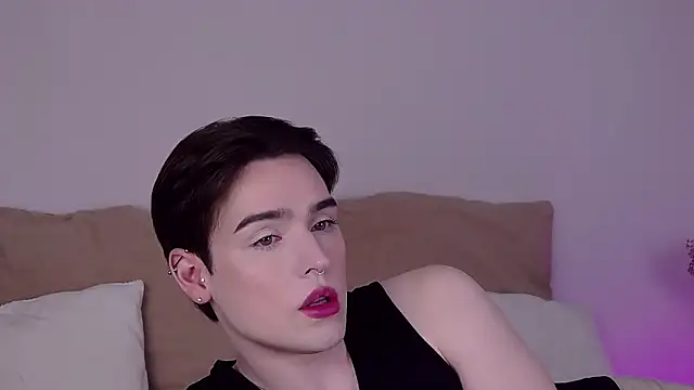 Snapshot of RobbyCharming chatting on 07/18/26, 09:13 RobbyCharming online show from 07/18/26, 09:13