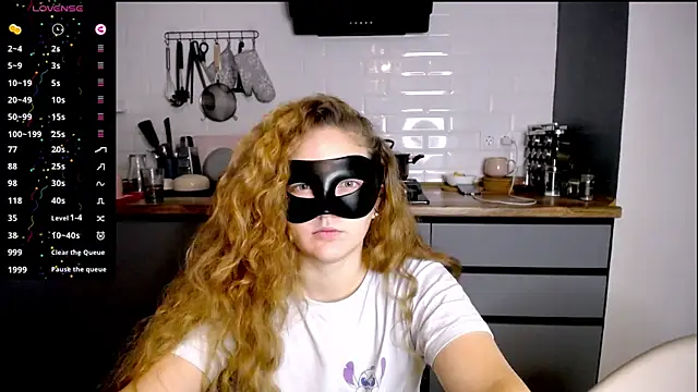 BubbbleGumm online show from 11/27/25, 02:19