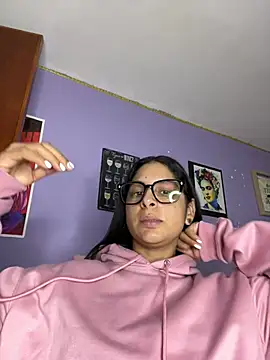 charlotte stevenss  online show from 02/09/26, 12:36