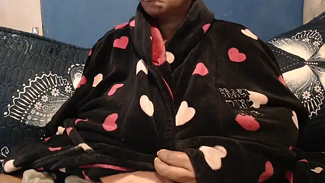 Snapshot of CUTEFIRMMELONSS chatting on 09/19/25, 09:22 CUTEFIRMMELONSS online show from 09/19/25, 09:22