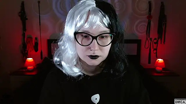 Amanita  Pantherina online show from 12/05/24, 07:38